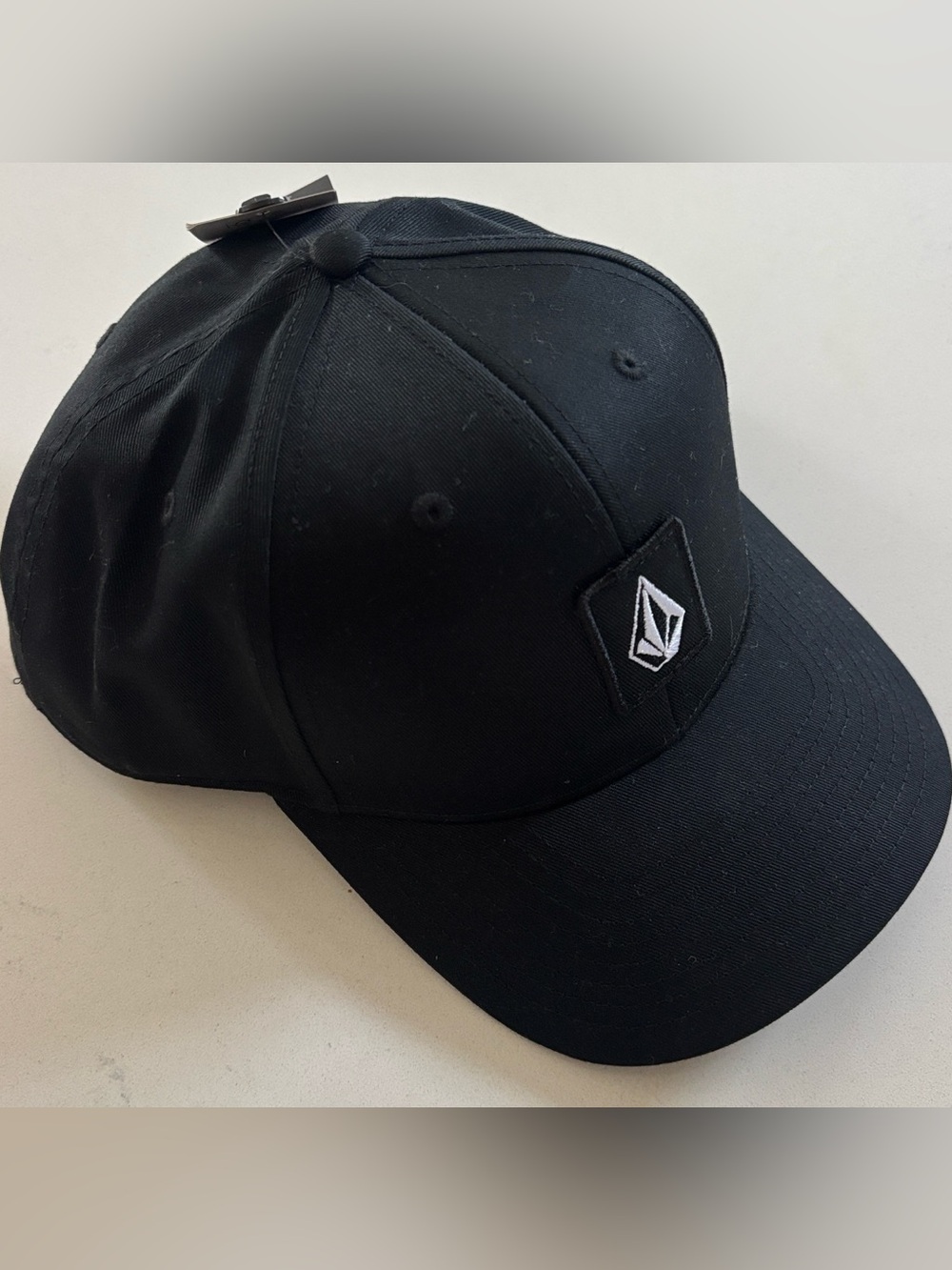 NWT Volcom Black Curved-Brim Logo Cap